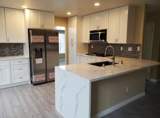 2323 Terraza Ribera, Carlsbad, CA 92009