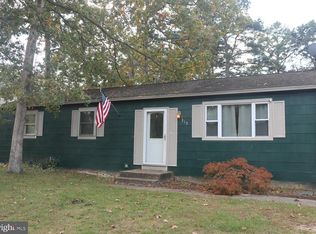 315 E Collings Dr, Williamstown, NJ 08094