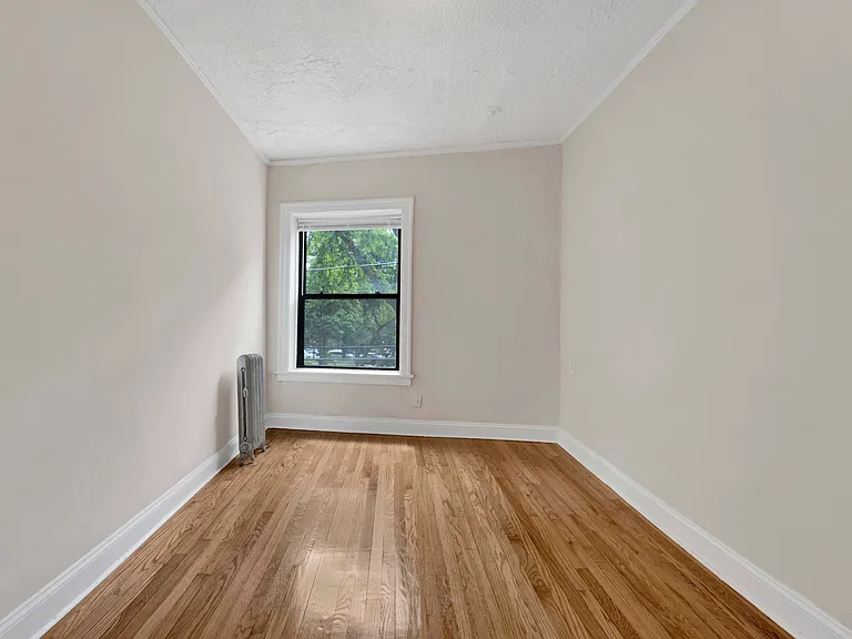 1237 1/2 W Greenleaf Ave #2E — Photo 15