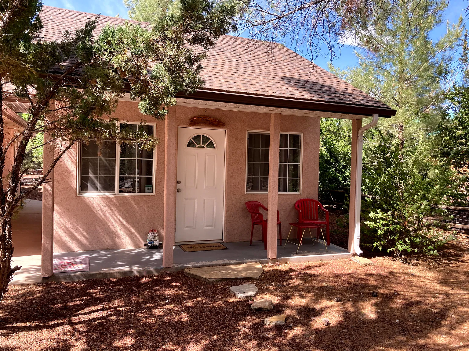 Studio, 285 sqft, $850 — Photo 1