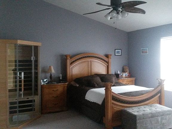 4th image of 204 Redfield Dr