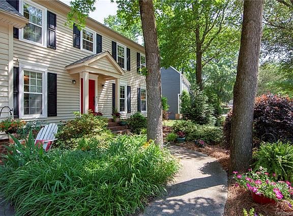 2nd image of 6617 Pensford Ln