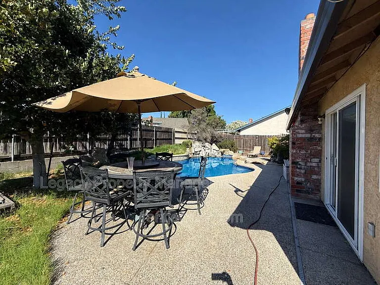 4901 Adorn Ct — Photo 15