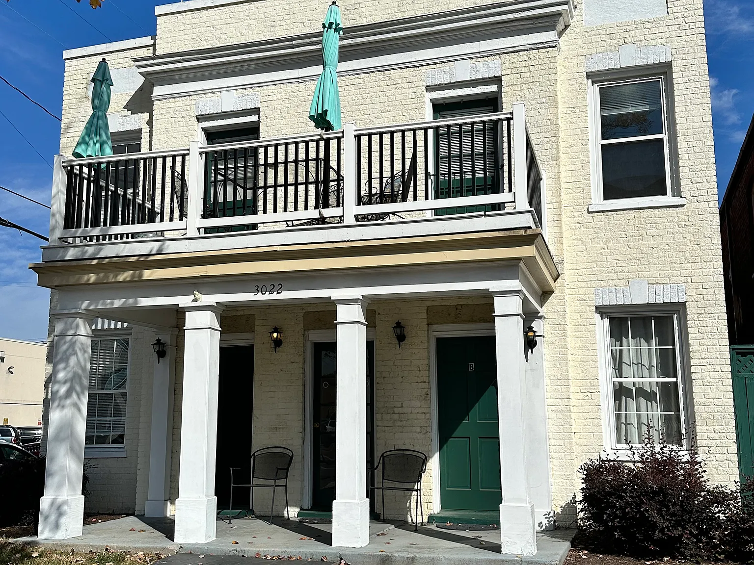 2 bed, 600 sqft, $1,350 — Photo 1
