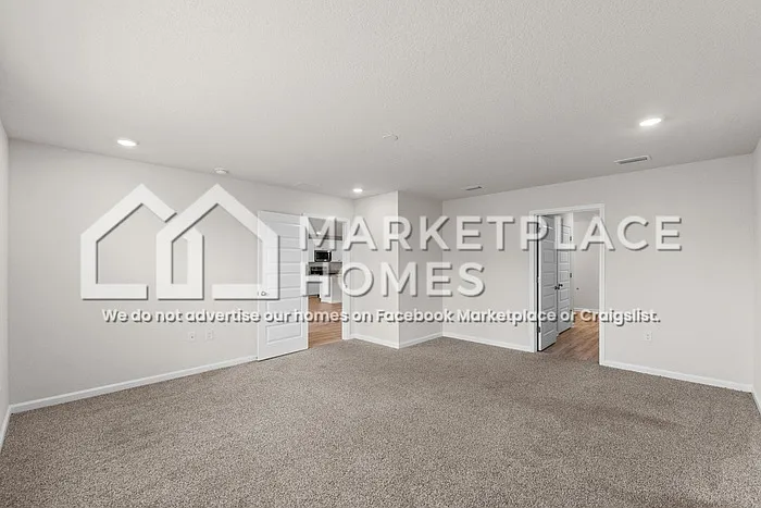 7504 Delancey St — Photo 18