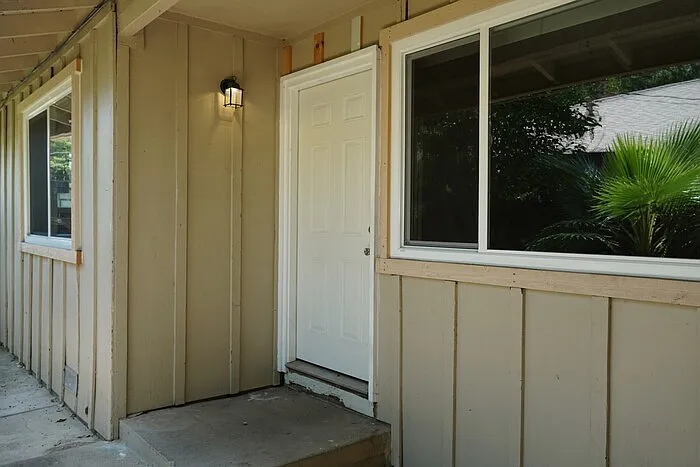 Building Photo - 5356 Elsinore Way