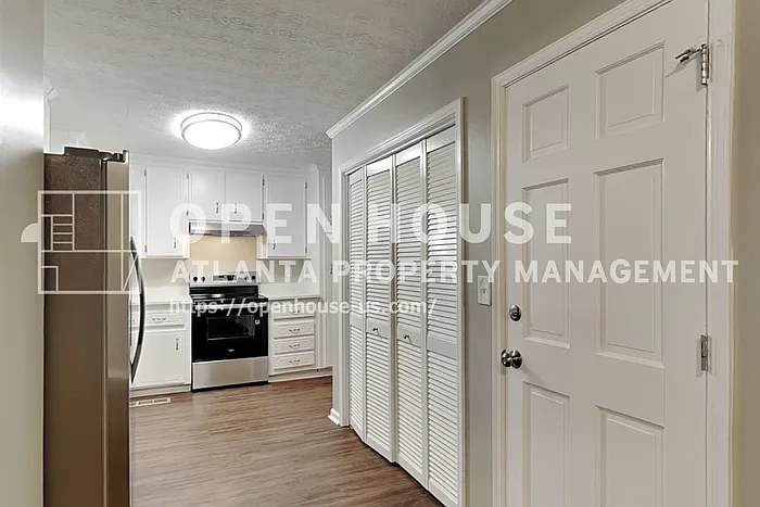 2709 Hawk Dr NE — Photo 6