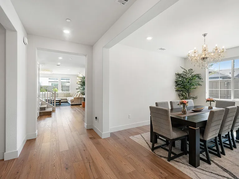 6274 Carousel Ave — Photo 10