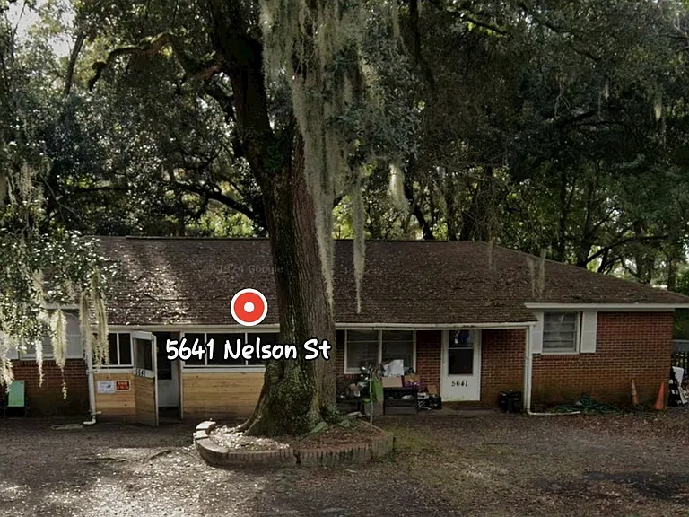 5641 Nelson St #B — Photo 2