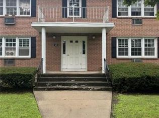 3 Brickyard Rd #15C, Farmington, CT 06032