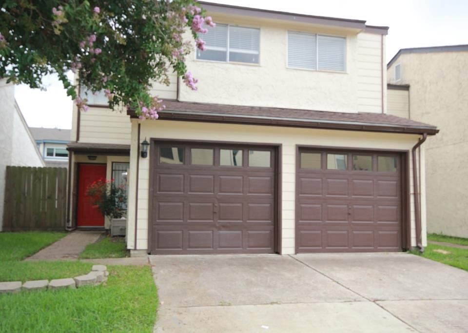 1st image of 10315 Bell Gardens Dr