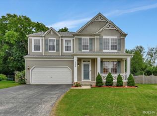 2700 Misty Brook Ln, Joliet, IL 60432