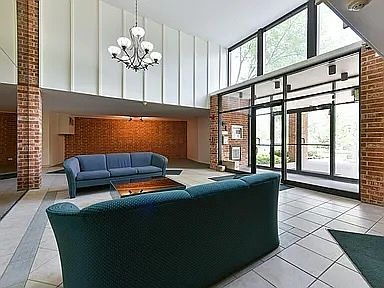 5th image of 1615 E Central Rd Unit 111B