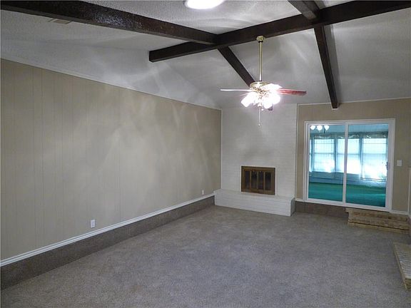 4th image of 420 Cumberland Ct