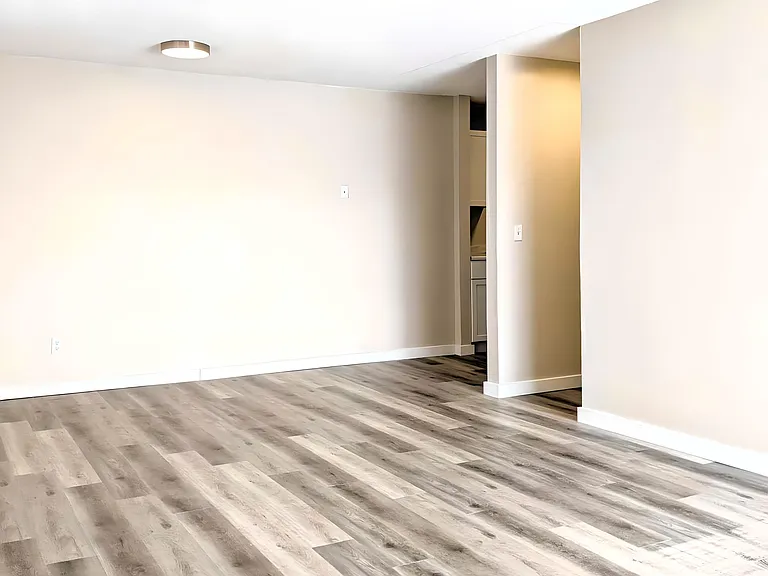 1540 Mississippi St #207 — Photo 5