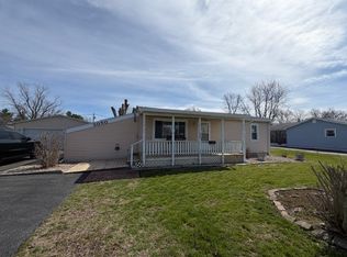 3050 Lakeland Rd, Decatur, IL 62521