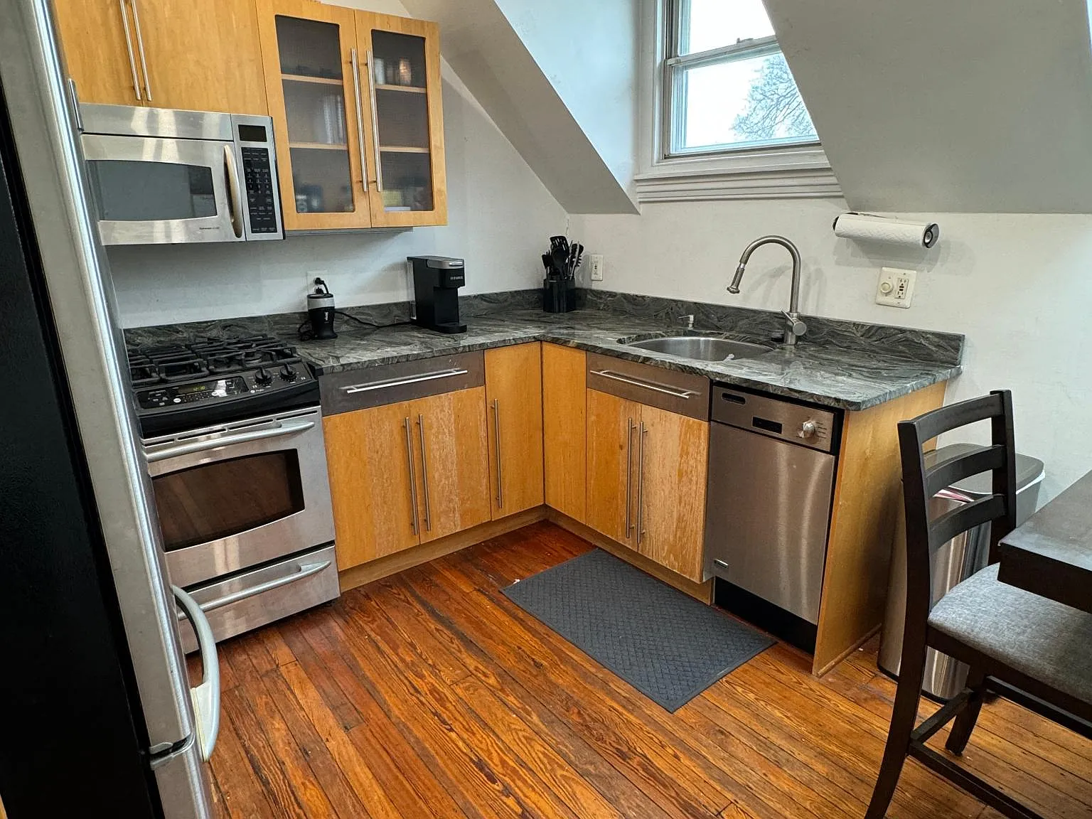 450 Lyceum Ave — Photo 4