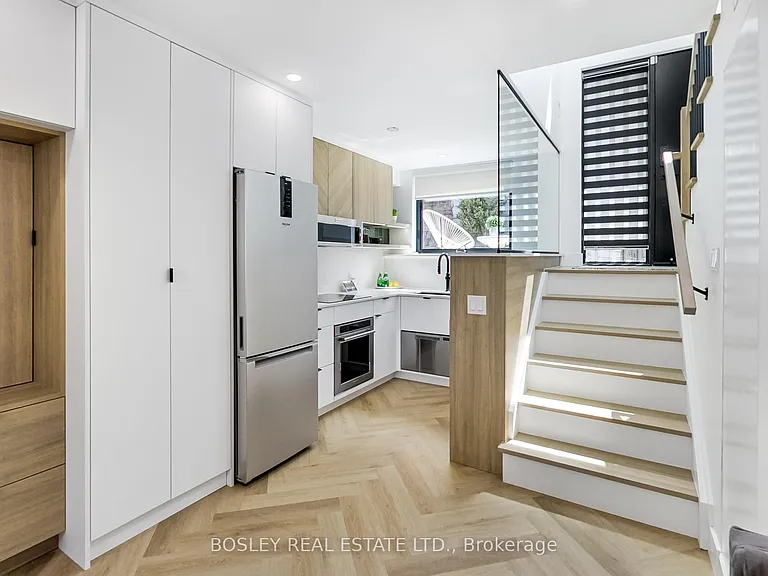 13R Mansfield Ave — Photo 12