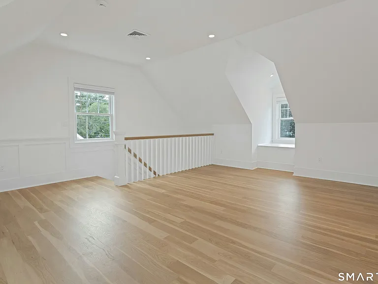 16R Old Stamford Rd — Photo 26