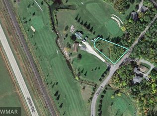 Elm Dr, Warroad, MN 56763