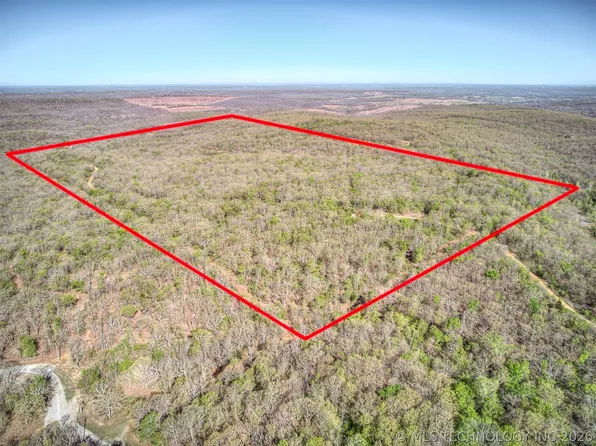 Bartlett Rd, Mounds, OK 74047