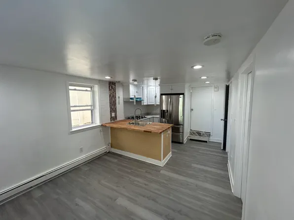 6809 Grand Avenue image 7 of 10