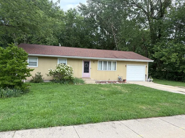 230 Barr St, Braidwood, IL 60408