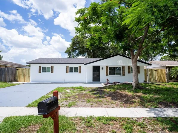 8277 82nd Ave N, Seminole, FL 33777