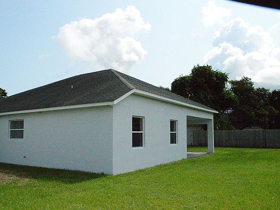 5th image of 4027 Foothill Dr