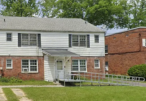 215 Jackson Ave #2 Photo 1