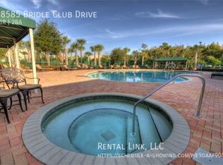 18585 Bridle Club Dr, Tampa, FL 33647