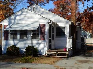 21 Wareham Ave, Wareham, MA 02571