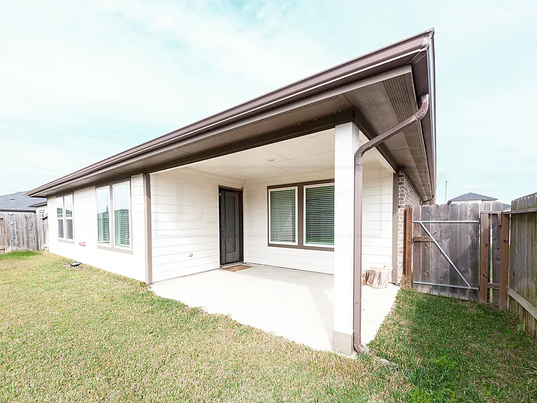 4010 Garver Grove Ln — Photo 36