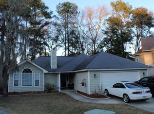 122 Kings Ct, Savannah, GA 31406