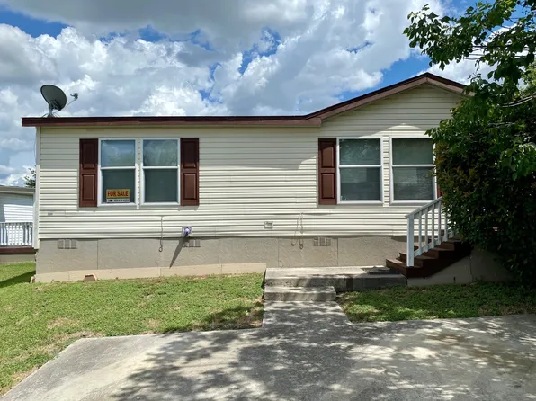 7460 Kitty Hawk Rd #187, Converse, TX 78109