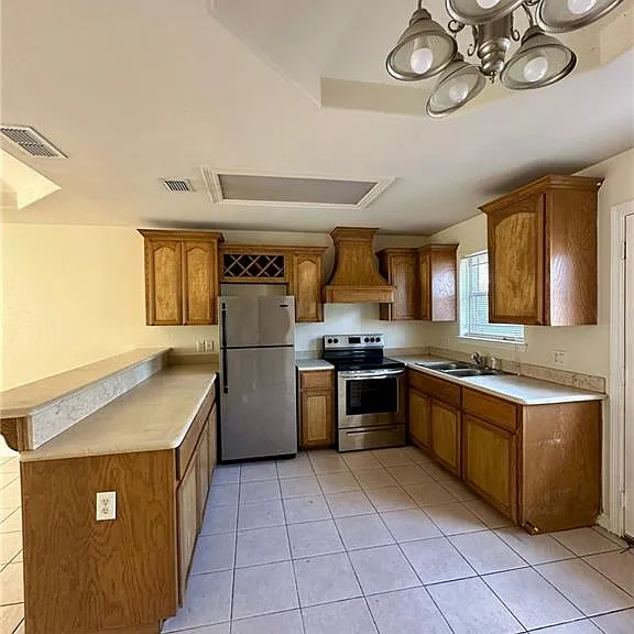 2305 N Dahlia St #2 — Photo 5
