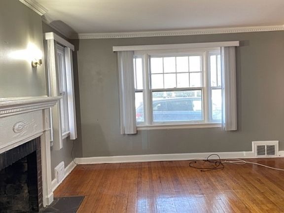 5th image of 559 W Mount Pleasant Ave