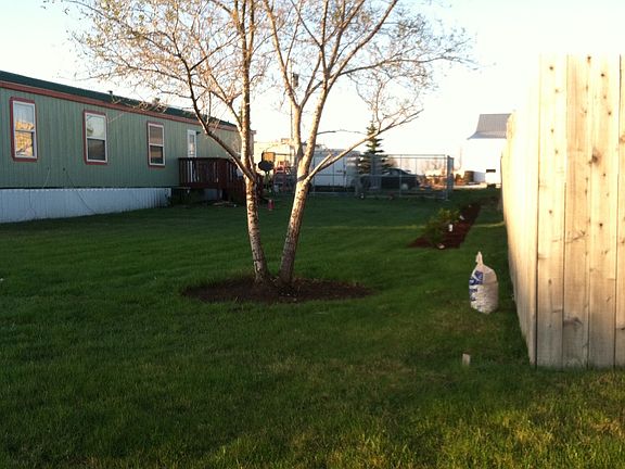 4th image of 97 10 Ave SE