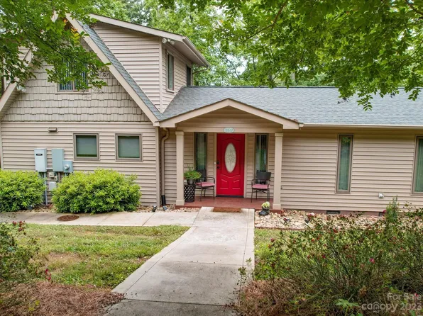 10617 Willow Oak Rd, Norwood, NC 28128