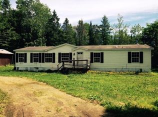 176 Flagg Pond Rd, Greensboro Bend, VT 05842