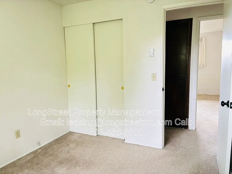 933A NW Sequoia Ave — Photo 19