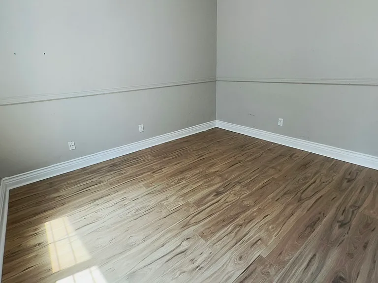 Bedroom #1