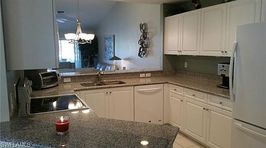2nd image of 11265 Lakeland Cir