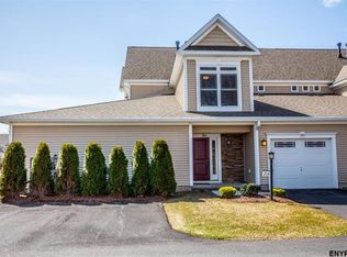 204 Lois Ln, Schenectady, NY 12304