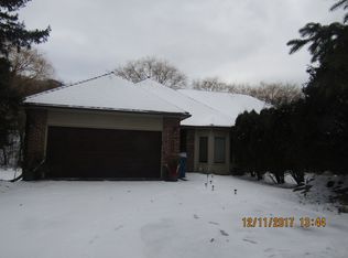 6541 McCauley Trl, Edina, MN 55439