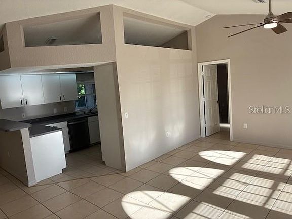5th image of 2923 Hopwood Rd