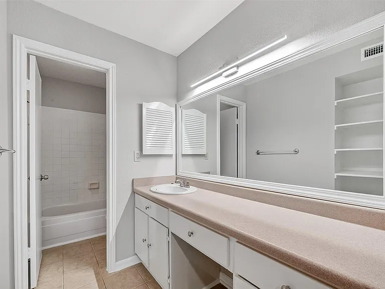 3700 W Clay St #244 — Photo 25