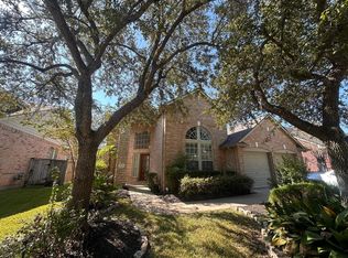 5819 Brook Bend Dr, Sugar Land, TX 77479