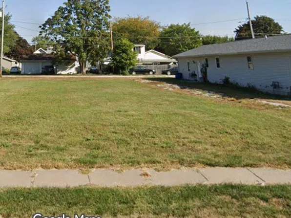 1120 E Washington St, Washington, IA 52353