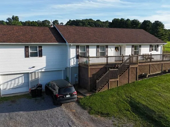 1534 E Blue Grass Trl, Bland, VA 24315